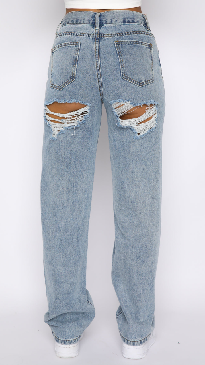 Callista Mid Rise Straight Leg Jeans in blue Wash