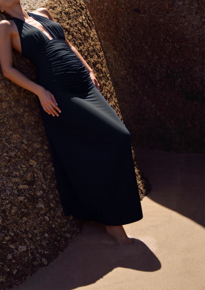 Noa Maxi Dress in Black