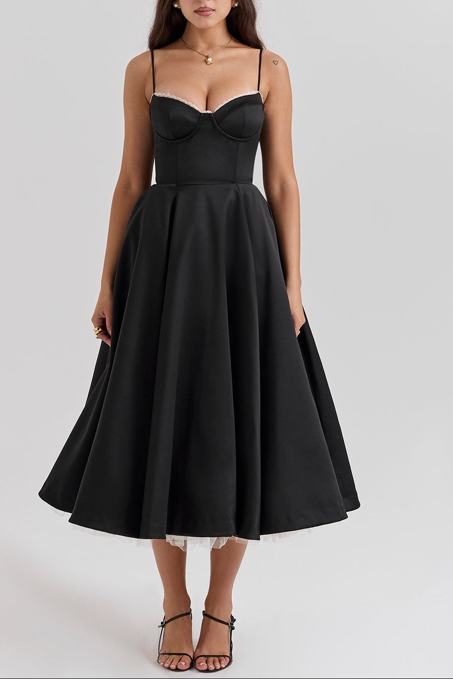 Molly Midi Dress in maroon