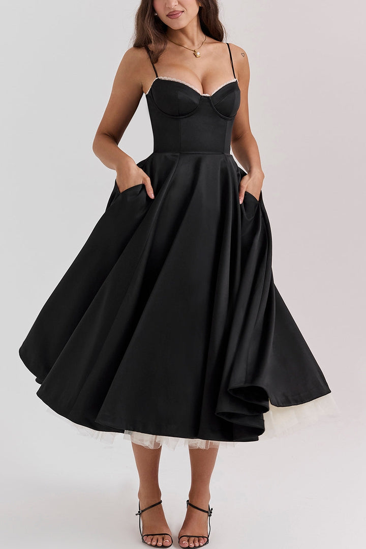 Molly Midi Dress in maroon