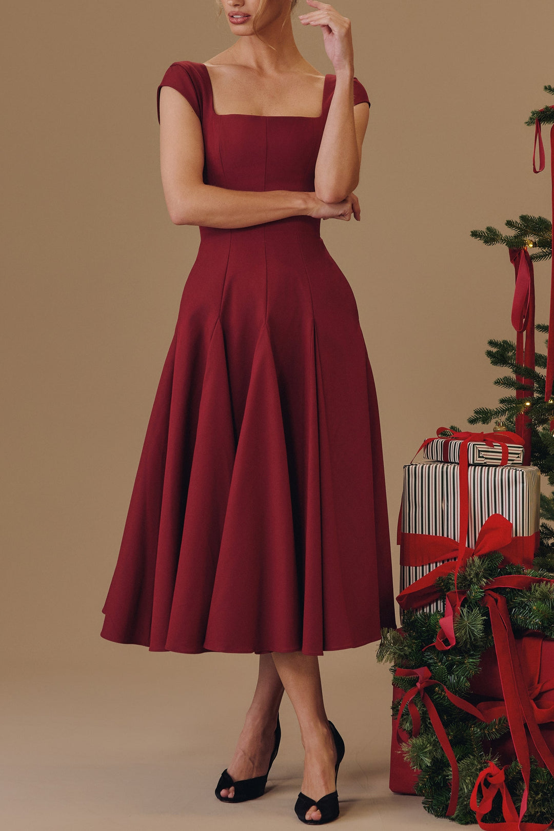 Elise Cap Sleeve Midi Dress in Maroon – OUTCAST