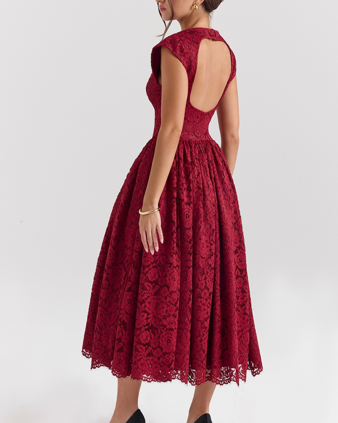 Josefina Berry Lace Backless Midi Dress in Maroon