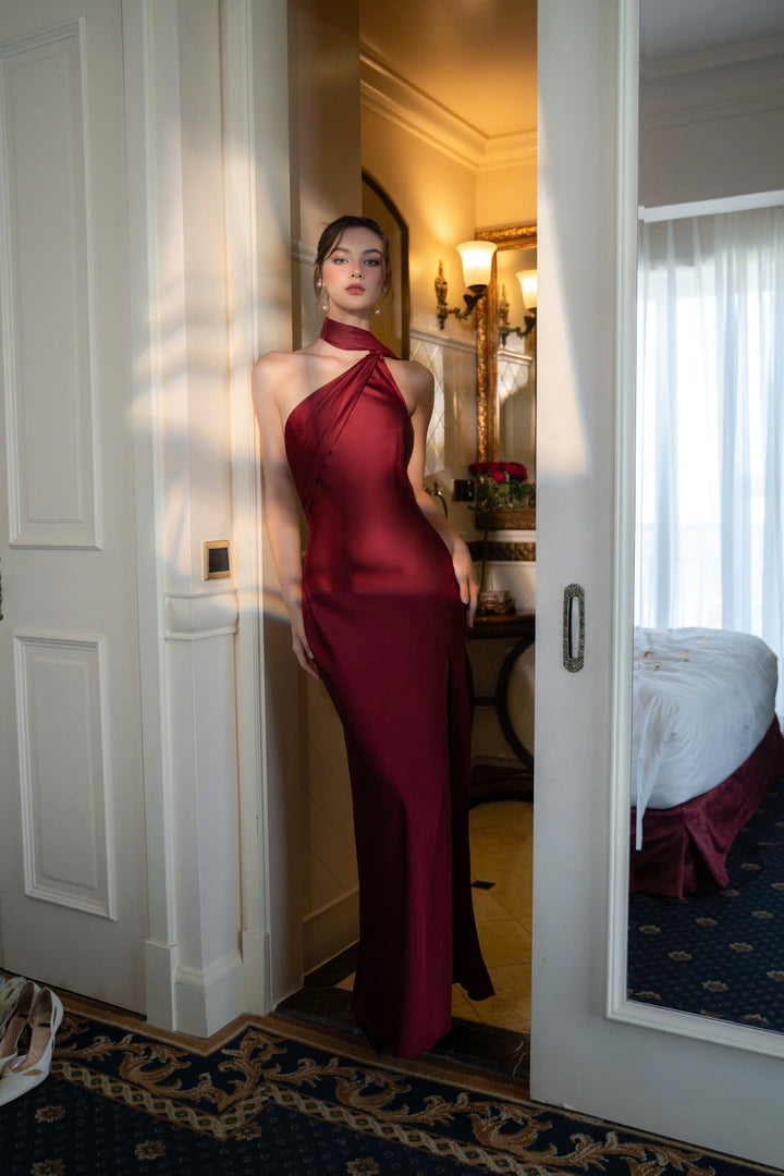 Isis Satin Gown in Navyblue