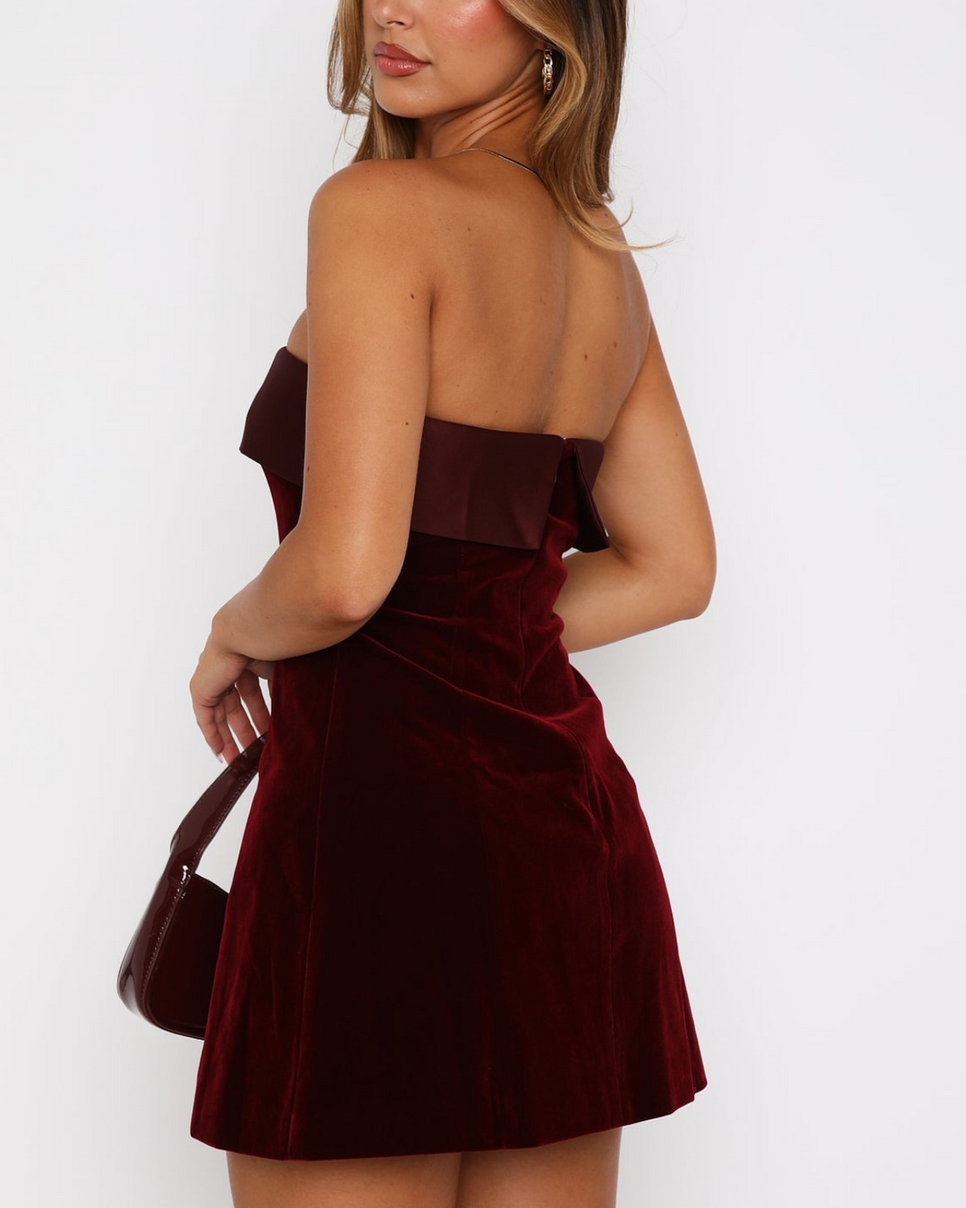 Noelia Strapless Mini Dress in Deep Red