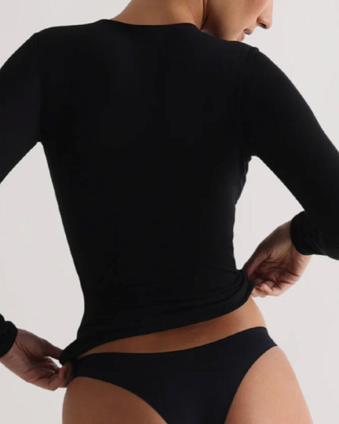 Alla Long Sleeve T-Shirt in Black