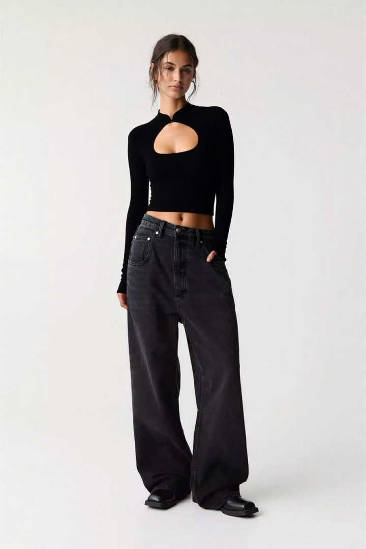 Remi Top in black