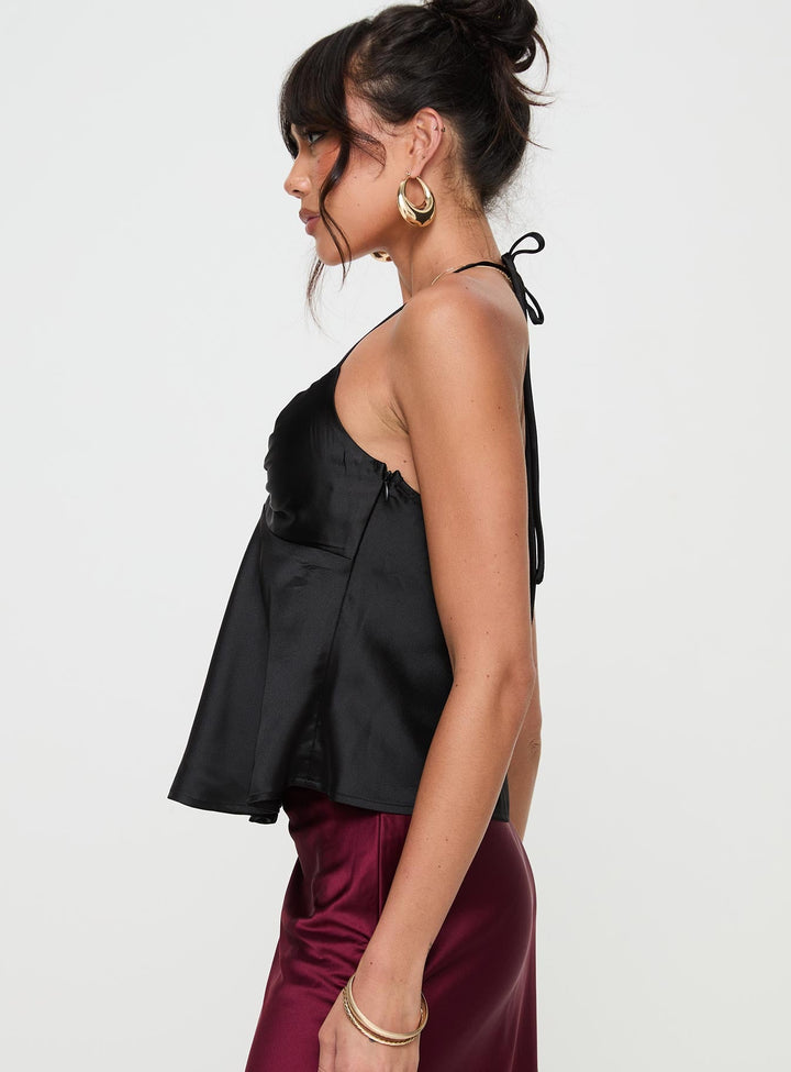 Rebel Heart Top in black