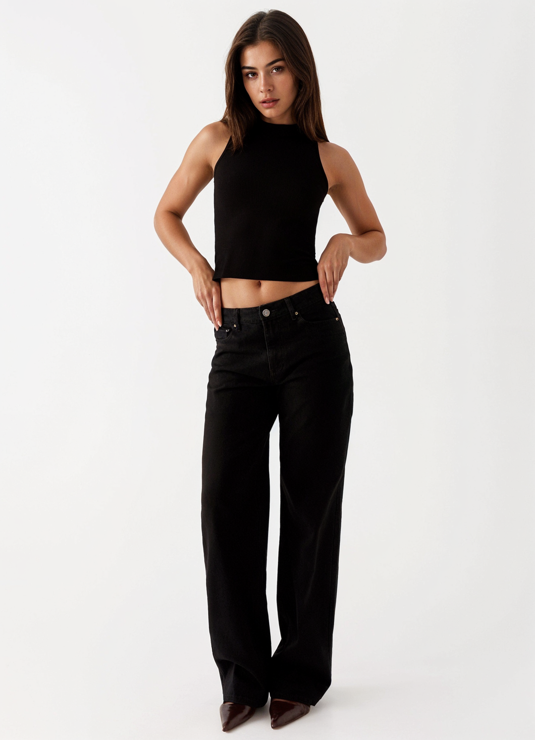Mariyah mid-rise relaxed jeans washed black