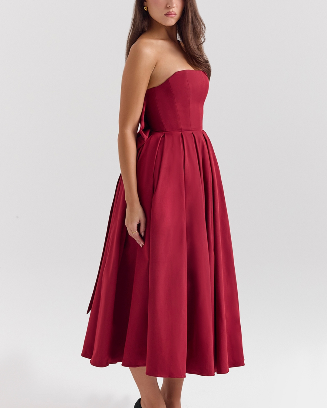 Dalia Strapless Detachable Bow Midi Dress in Maroon