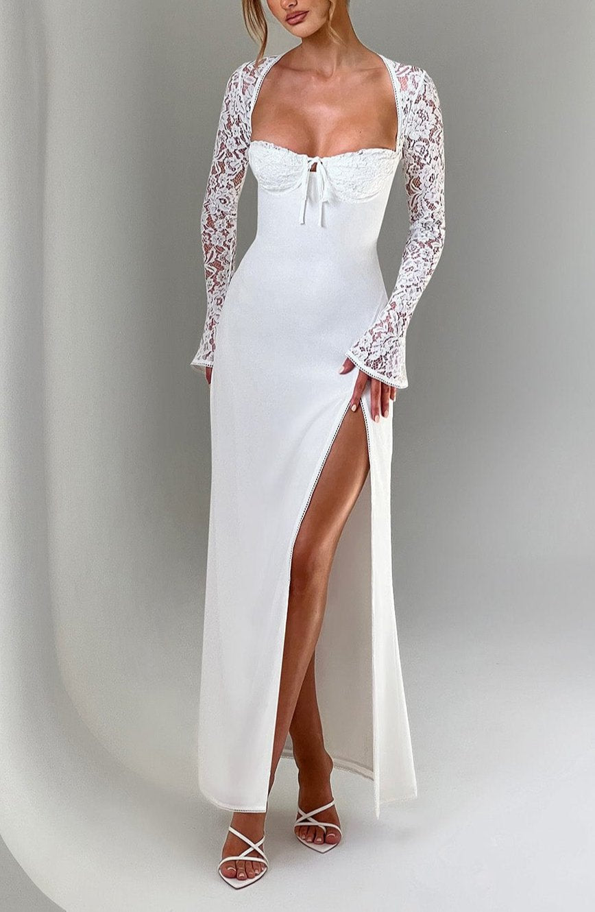 Fahina lace Maxi Dress in Ivory