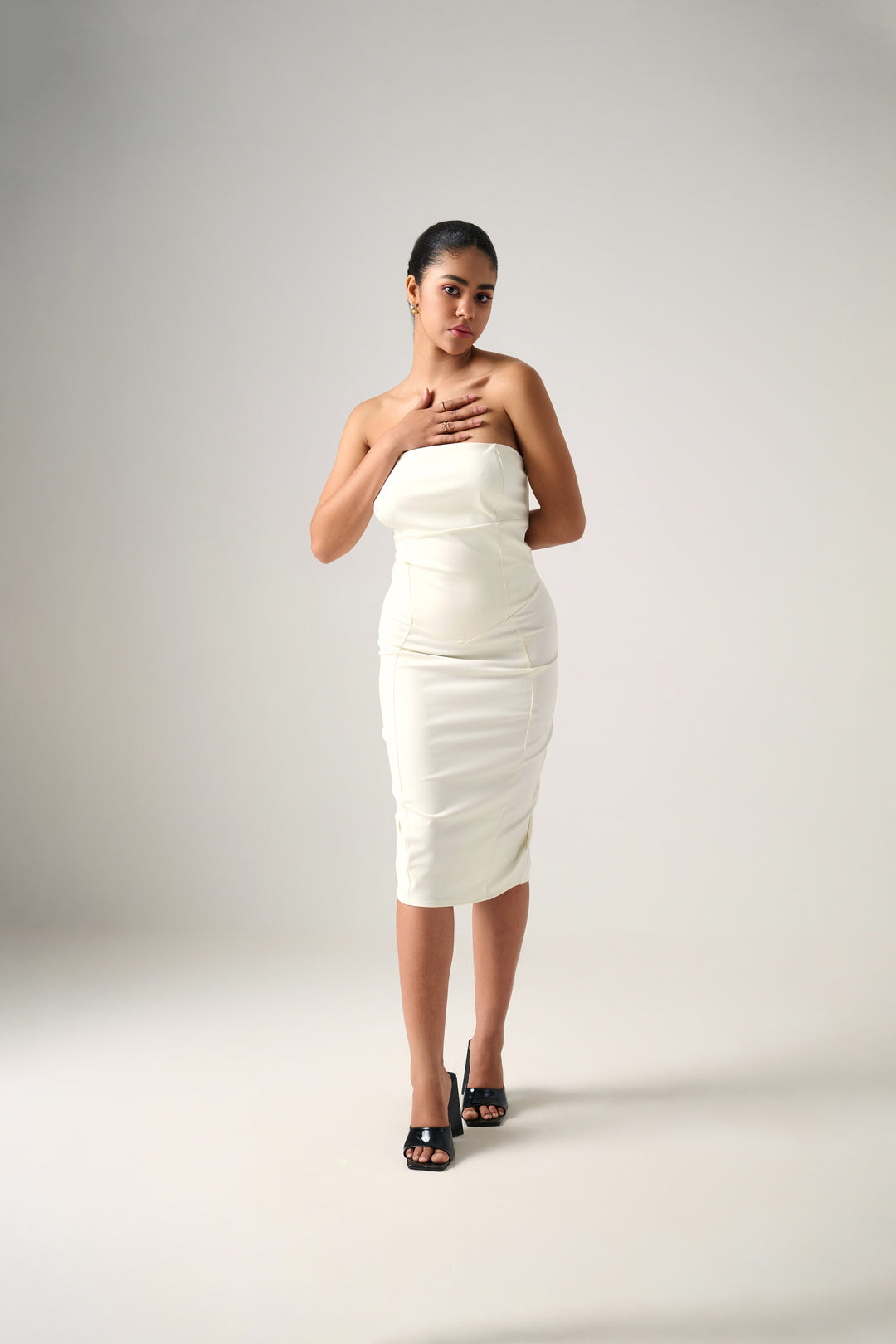 Lisa white corsetry midi dress